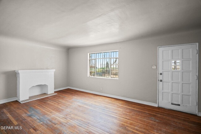Building Photo - 3125 Van Buren Ave