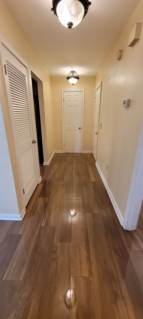Building Photo - Venetian Villa 2 Bedroom 2 Bath 2 Car Garage w/Waterview!