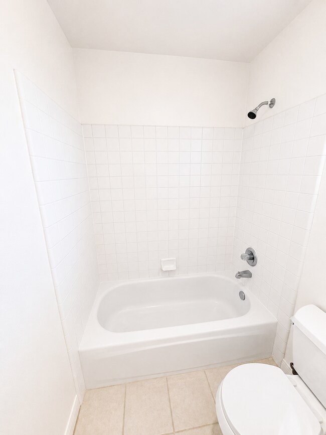 Building Photo - 5178 Corte Vistora