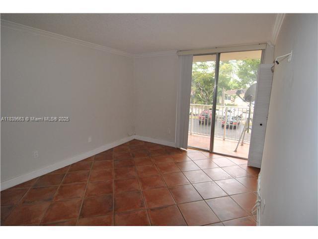 Building Photo - 1801 S Treasure Dr