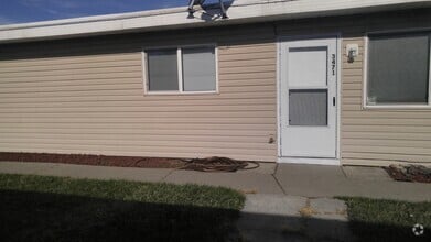 Building Photo - RH106 - Winchell Lane