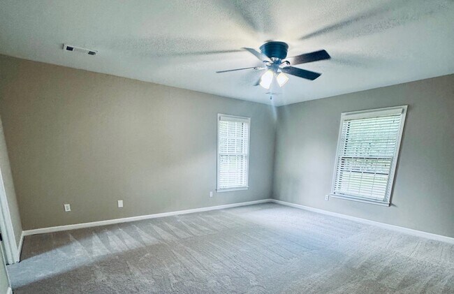 Building Photo - 2472 Monte Carlo Dr
