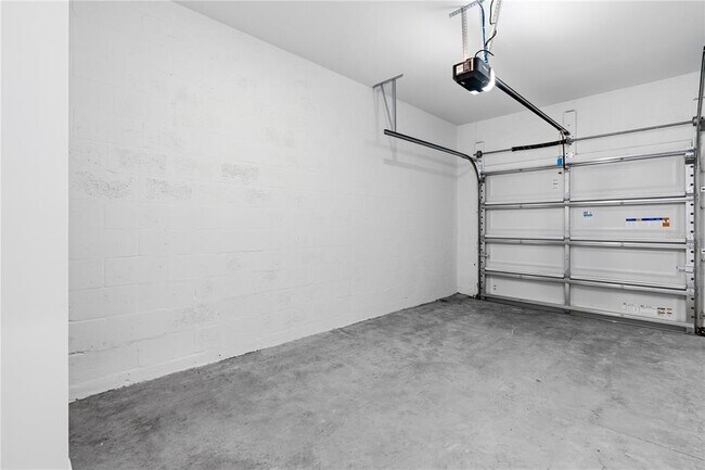 Building Photo - 3143 Kurtz Ter