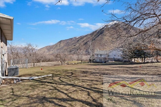 Building Photo - 660 Woodland Hills Dr