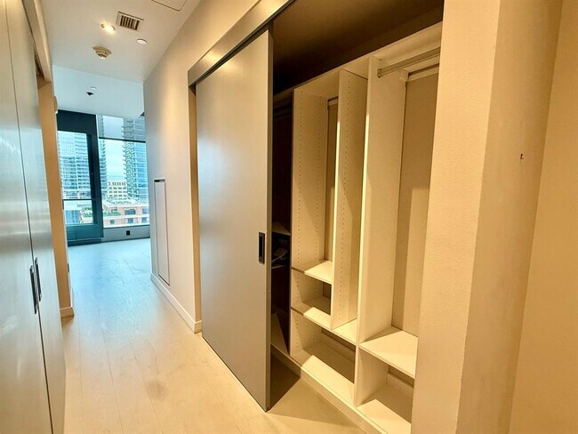 Building Photo - 210 Lavaca St