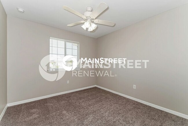 Building Photo - 3 Bedroom Pet-Friendly Home in Fort Myers, FL with Main Street Renewal