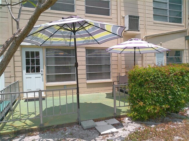 Building Photo - 2331 Finlandia Ln