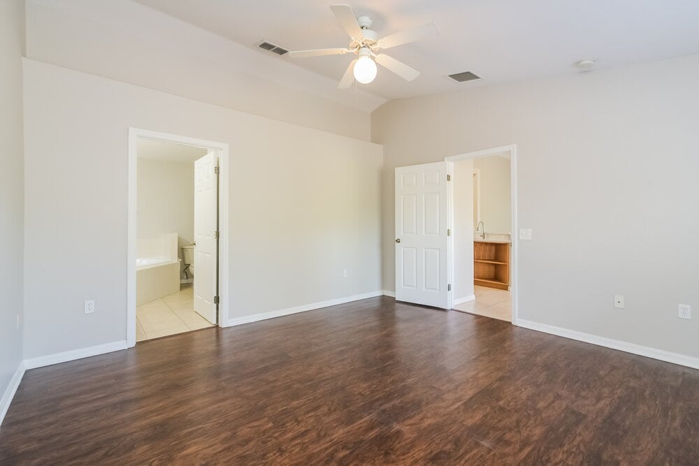 Building Photo - 1236 Apopka Ln