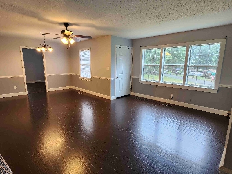 Building Photo - 5537 17th St E