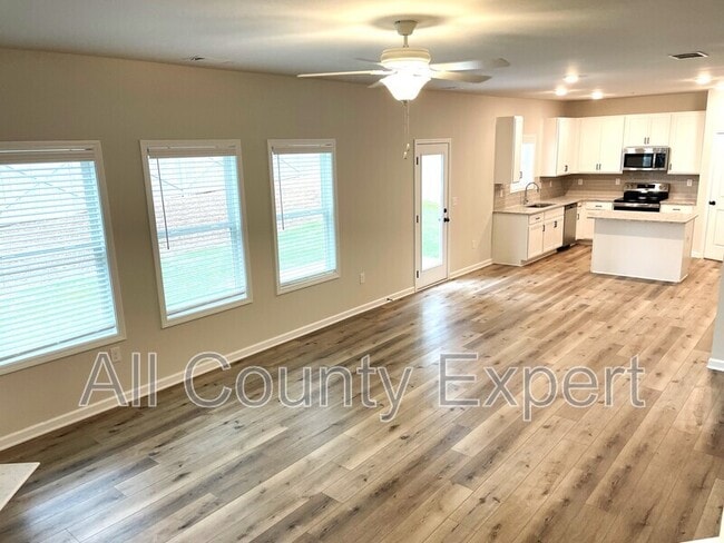 Building Photo - 414 Fox Crk Dr