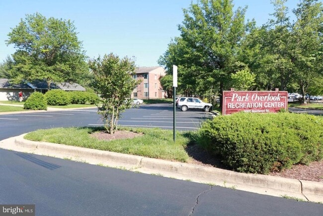 Building Photo - 7706 Havenside Terrace