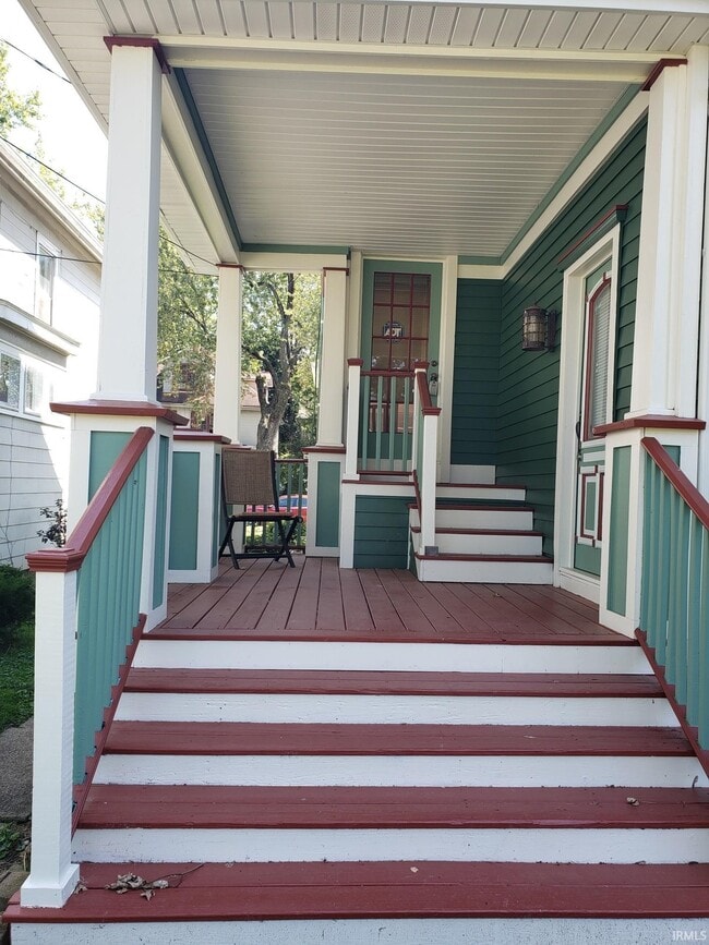 Building Photo - 835 Columbia Ave