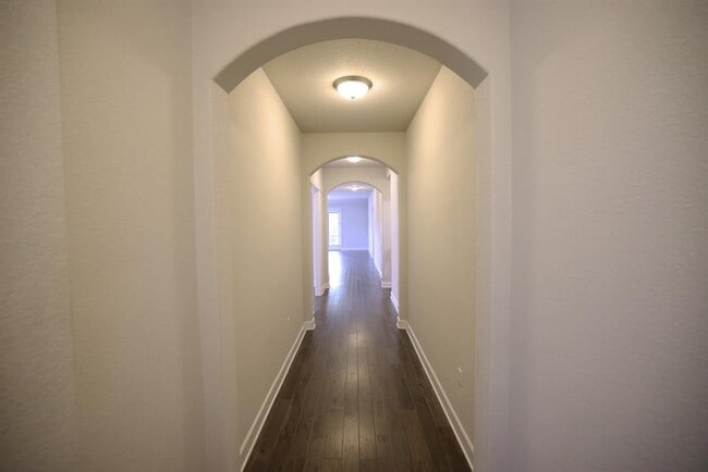 Building Photo - 5301 Ponte Tresa Dr