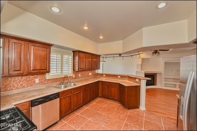 Building Photo - 13049 Tierra David Ct