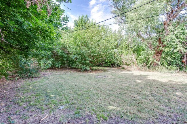 Building Photo - 2908 SW 62nd St