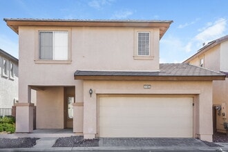 Building Photo - 1163 Maple Pines Ave