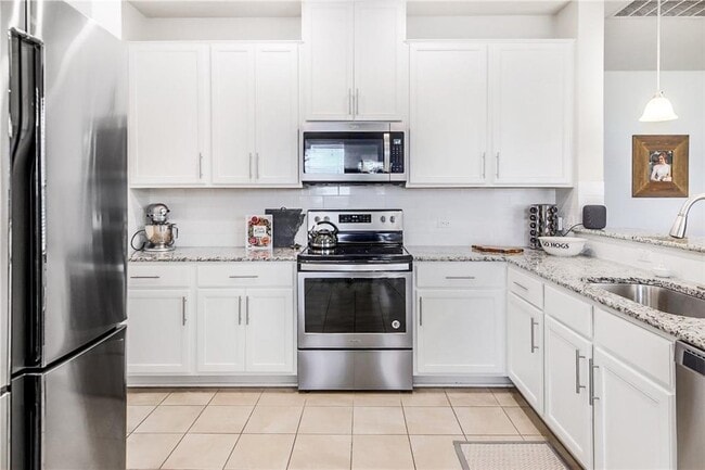 Building Photo - 12309 Calibri Ln