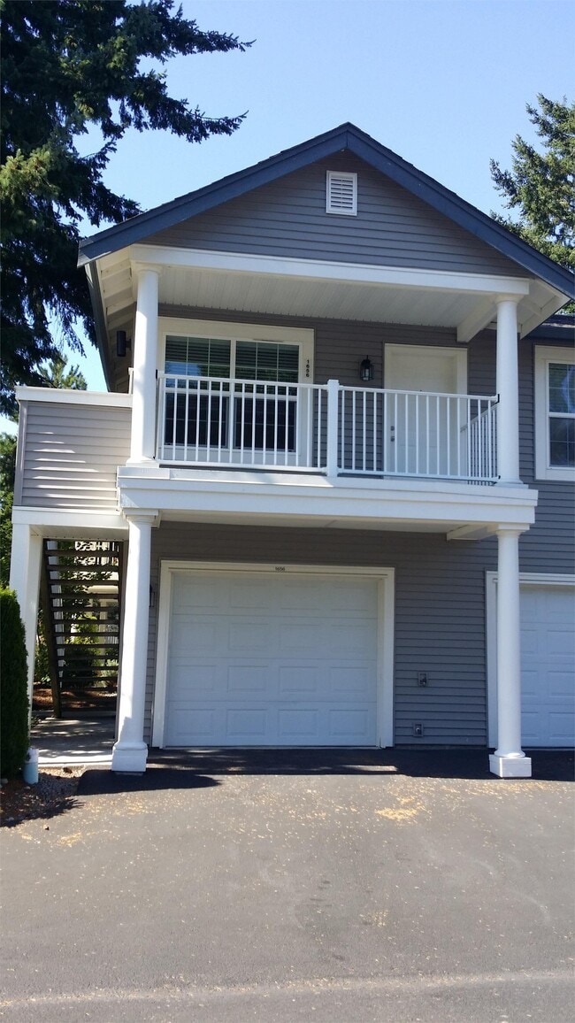 Building Photo - 1656 Kennedy Pl