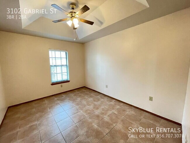 Building Photo - 3102 Gabriel St