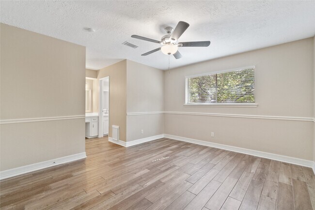 Building Photo - 25814 Leafywood Dr