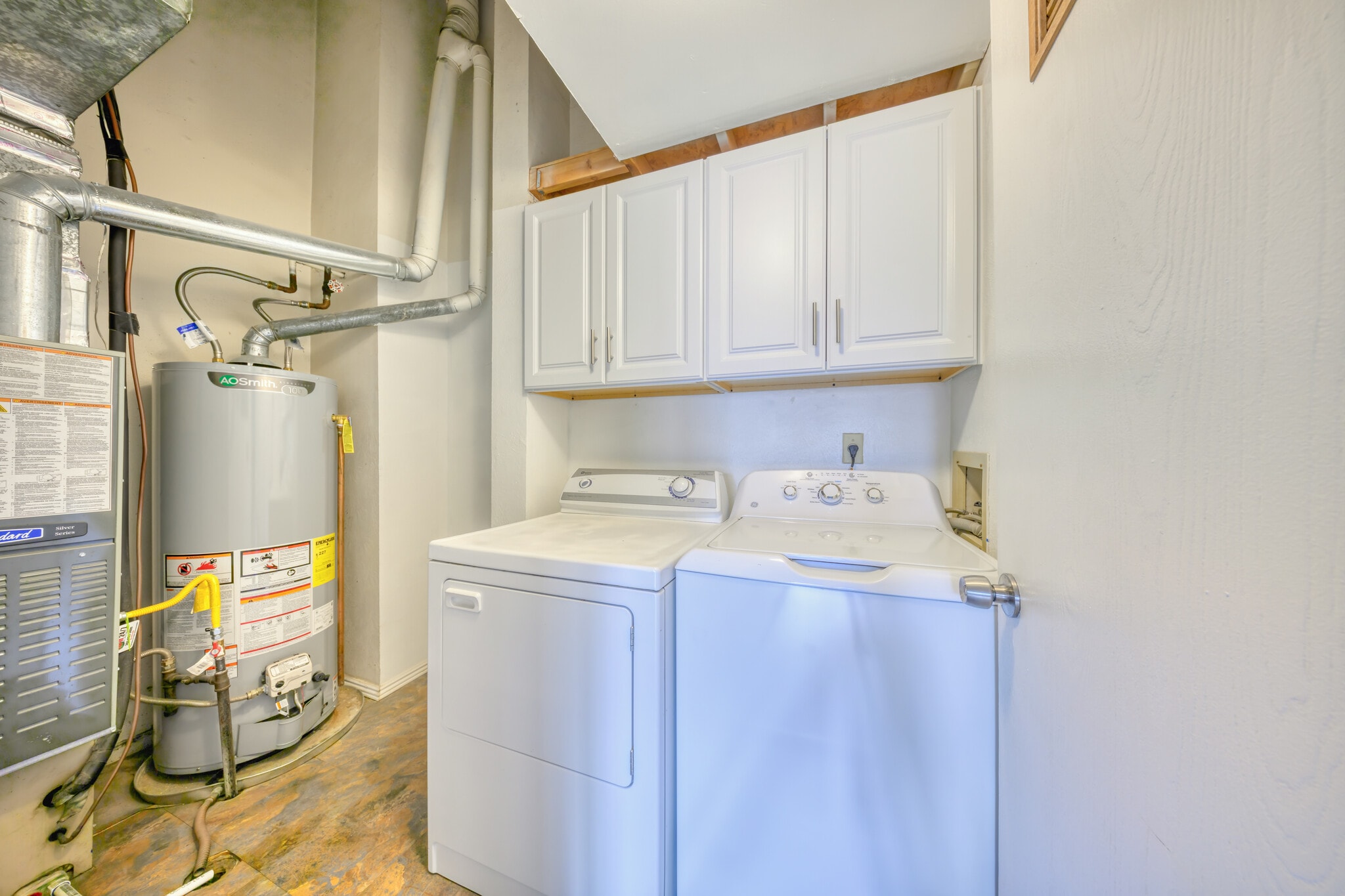 Building Photo - 5403 W 76th Ave