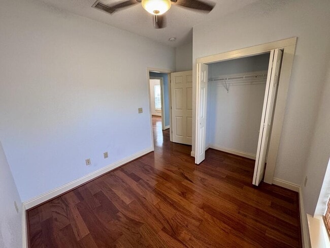 Building Photo - 130 Gulf Terrace Ln