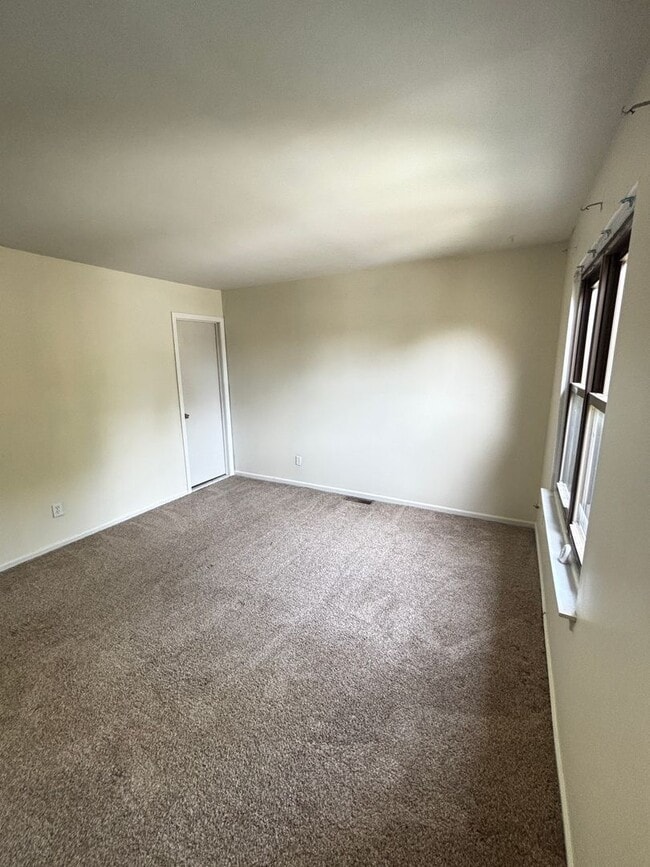 Building Photo - 3br Home for rent in Bethlehem, PA