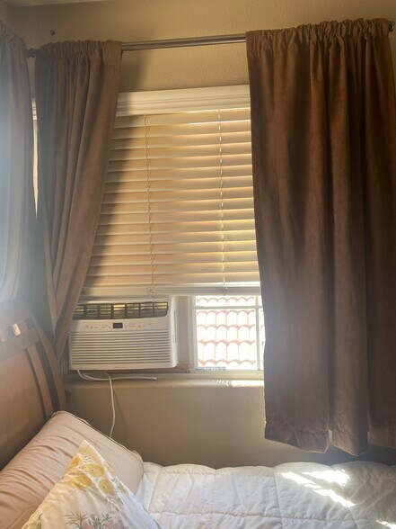 Air Unit in Bedroom - 1317 Olvera way