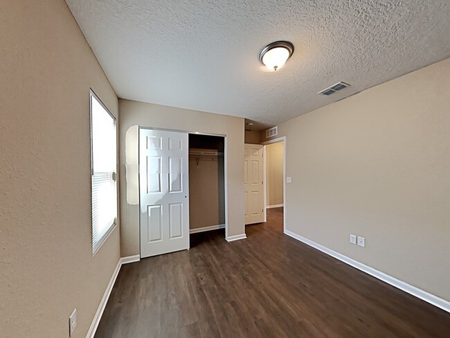 Building Photo - BEAUTIFUL NEW HOME