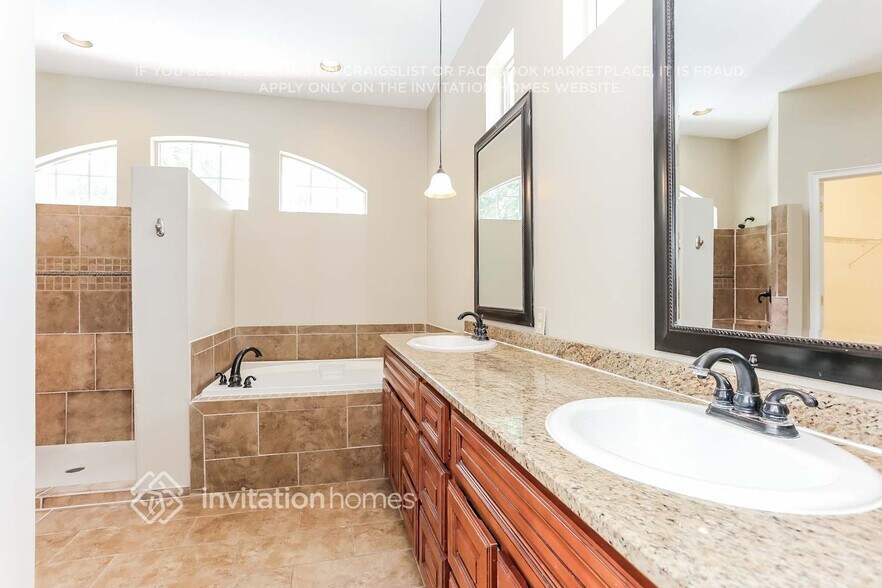 Building Photo - 12831 Jebb Island Cir S