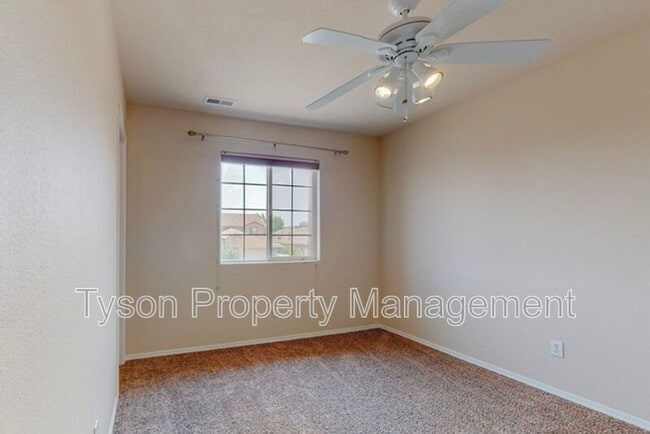 Building Photo - 7615 Red Finch Ct NW