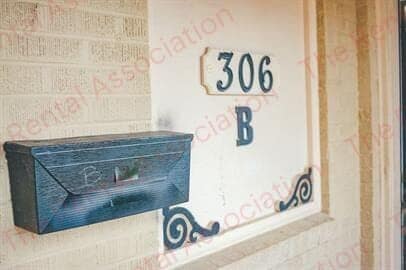 Primary Photo - 306 Lincoln St