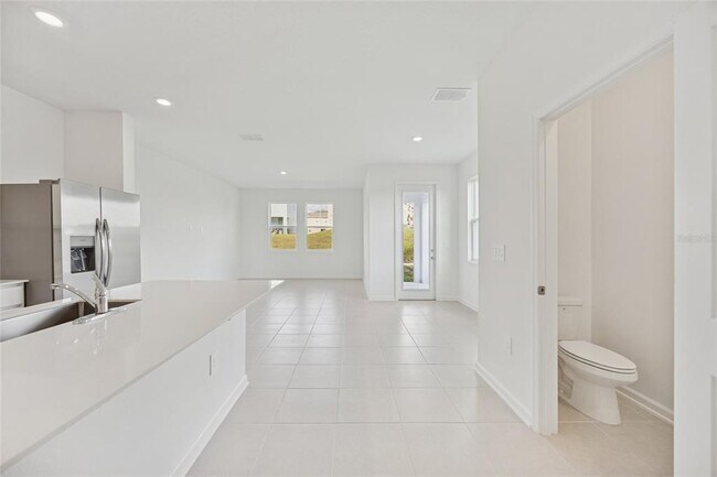 Building Photo - 2831 Maloof Dr