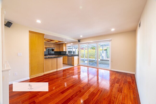 Building Photo - Quiet Cul-De-Sac Living with Pool – Arcadia Unified Schools