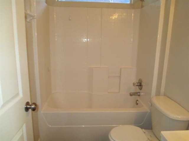 Building Photo - 2643 Creek Ridge Dr