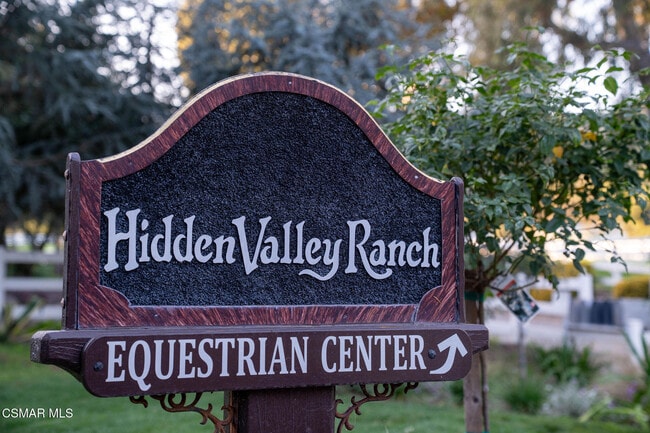 Building Photo - 1753 Hidden Vly Rd