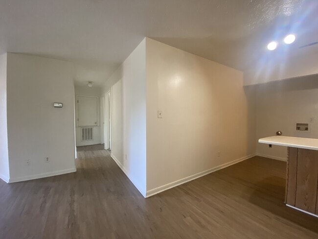 Building Photo - 6408 Starbrook Dr