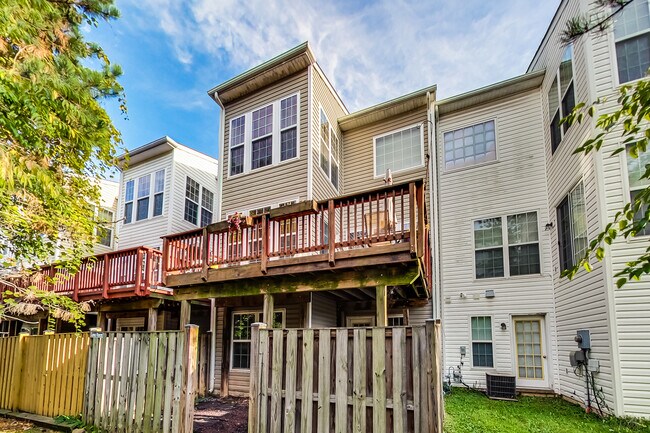 Rear Exterior - 5294 Jule Star Dr