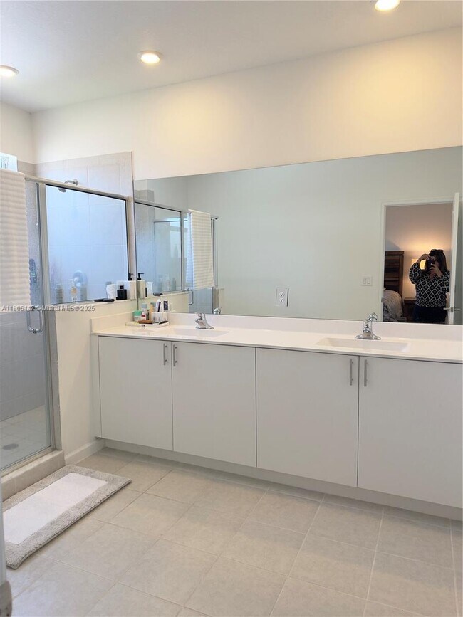 Building Photo - 16220 SW 288th Terrace