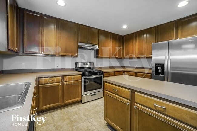Building Photo - 15315 Harris Canyon Ln