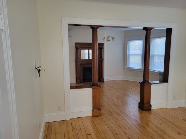 Looking into dining room - 46 E Manning St