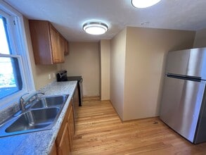 Building Photo - 3324 P St