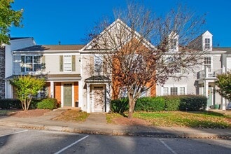 Building Photo - Prime Morrisville Location – Updated 3BR T...