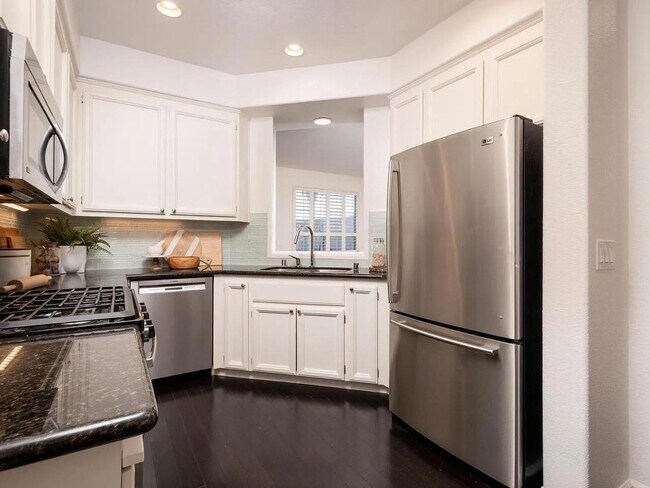 Building Photo - 522 Shoal Cir