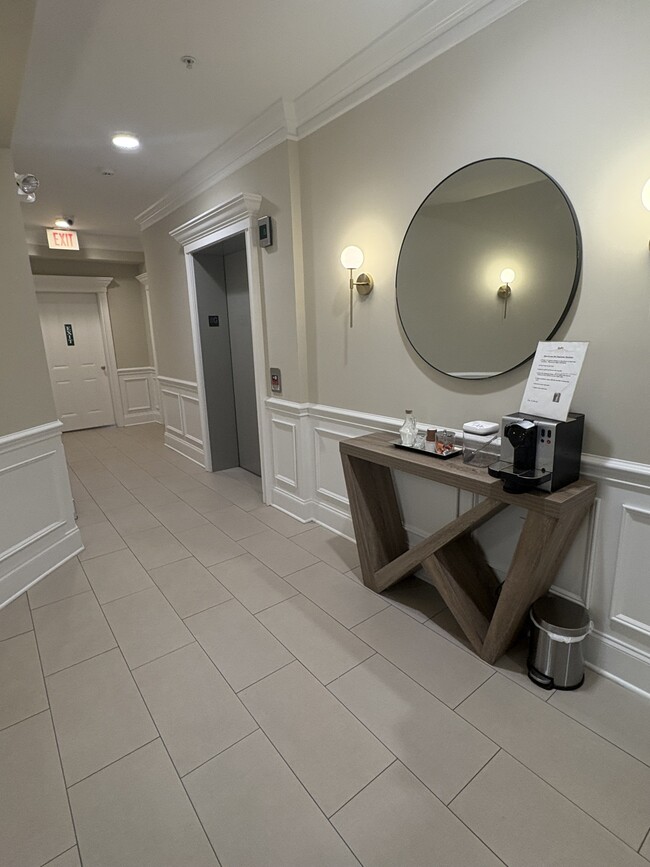 Primary Photo - 21 Seir Hill Rd