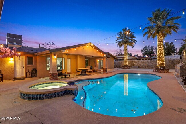 Building Photo - 1316 Hookridge Dr