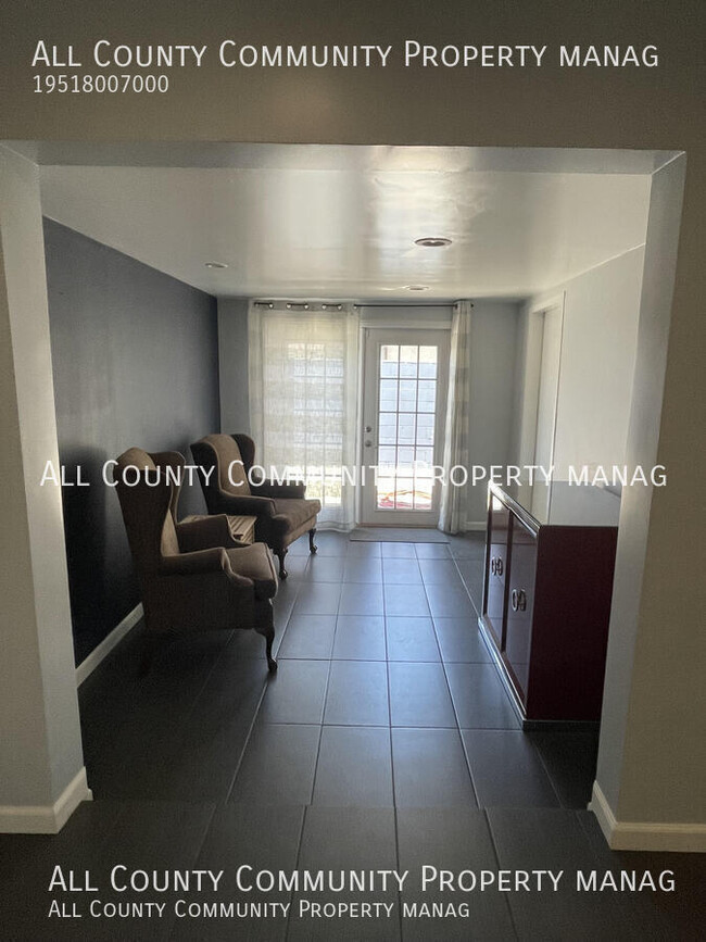 Building Photo - 16334 Lawnwood St