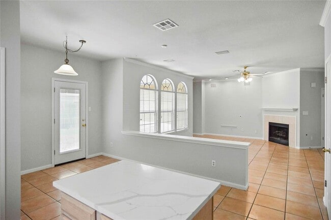 Building Photo - 17504 Lake Pines Dr