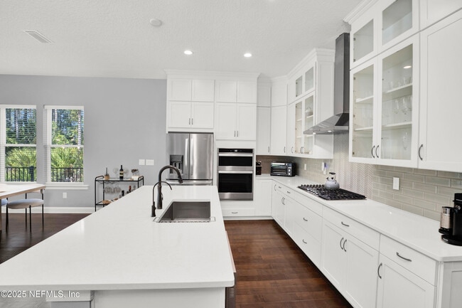 Building Photo - 176 Settler's Landing Dr