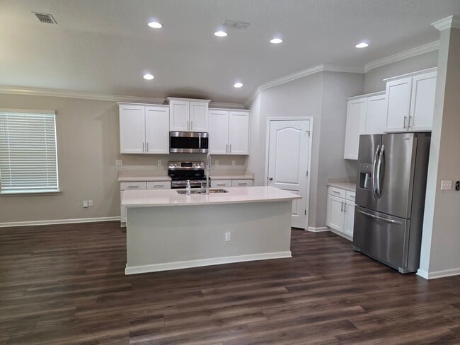 Building Photo - Oakleaf Rental Property